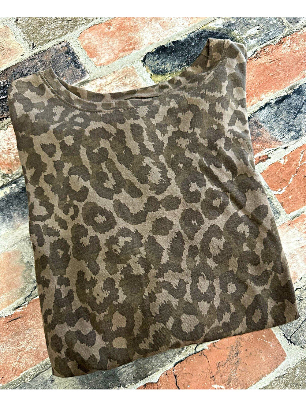 Women's Brown Leopard Animal Print Knit Crew Neck 3/4 Sleeve Top M